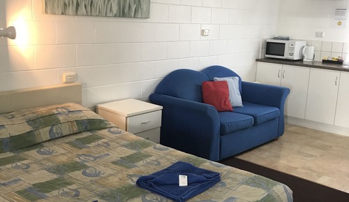 Suite estándar, 2 habitaciones, cocina básica (Self Contained Unit)