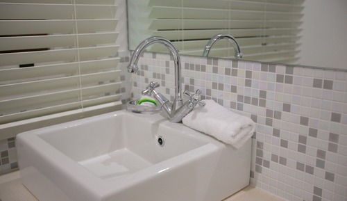 Habitación individual, baño compartido