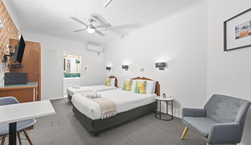 Habitación estándar, no fumadores (Queen &Single)