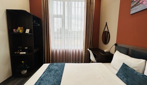Habitación doble superior, 1 cama de matrimonio, vistas a la ciudad