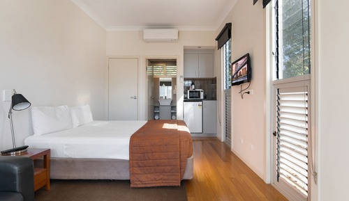 Habitación ejecutiva, 1 cama de matrimonio, cocina básica