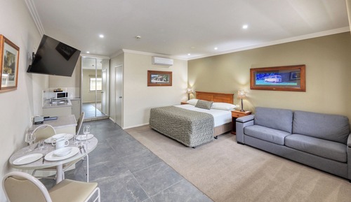 Suite, 1 cama de matrimonio grande con sofá cama (Spa )