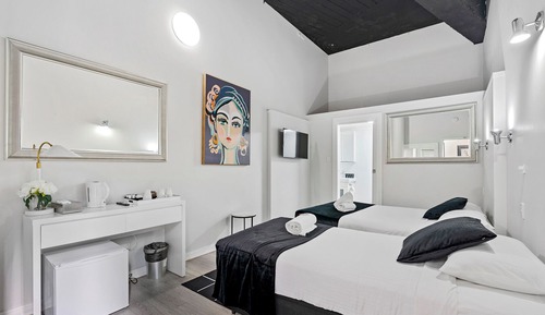 Habitación superior con 2 camas individuales