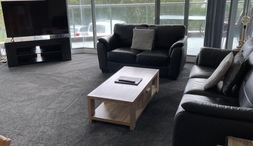 Apartamento ejecutivo, 2 habitaciones, 2 baños, vistas al río