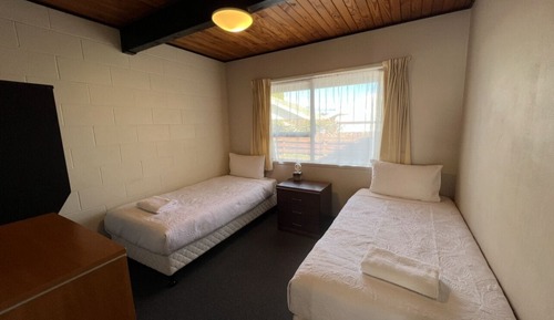 Suite estándar, 2 habitaciones, no fumadores (2 Storey, 5pax)