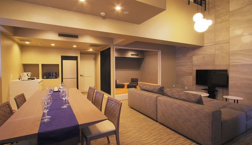 Suite Deluxe, no fumadores, vistas a la montaña (11F, corner)
