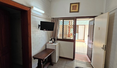 Habitación estándar con 2 camas individuales, varias camas, frigorífico