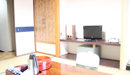 Habitación (Run of the house)