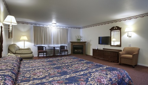 Habitación, 1 cama de matrimonio grande, frigorífico y microondas