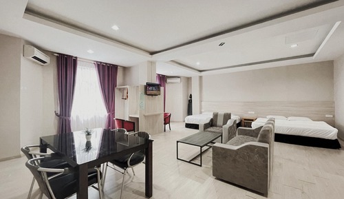 Suite estudio familiar, 2 camas de matrimonio