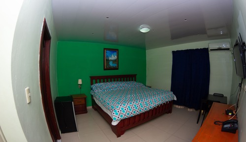 Habitación cuádruple estándar, varias camas