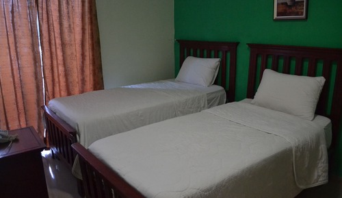 Habitación con 2 camas individuales