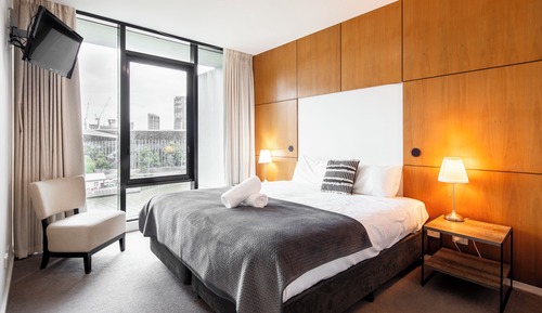 Apartamento ejecutivo, 3 habitaciones, vistas al río