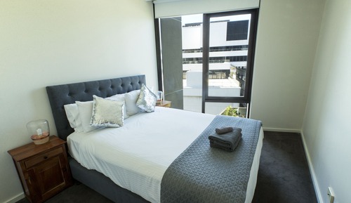 Apartamento ejecutivo, 2 habitaciones, vistas al río