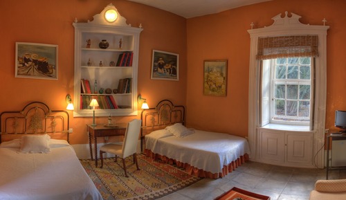 Habitación con 2 camas individuales, vistas al jardín
