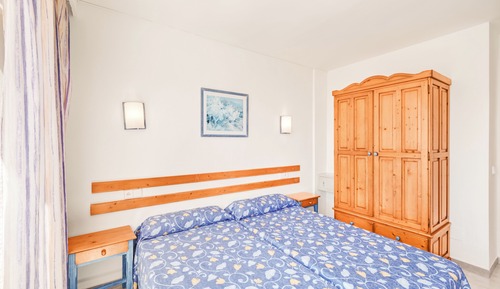 Apartamento, 2 habitaciones, balcón