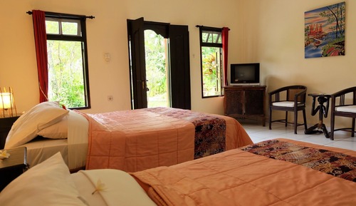 Habitación superior, 1 cama doble, vistas al jardín