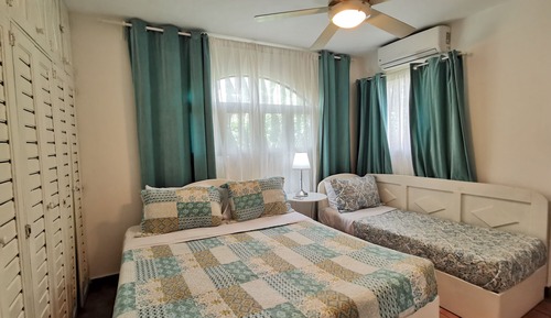 Senior Villa, 2 Bedrooms, Garden View, Garden Area
