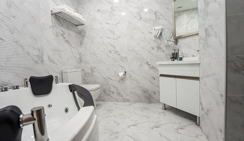 Suite, balcón