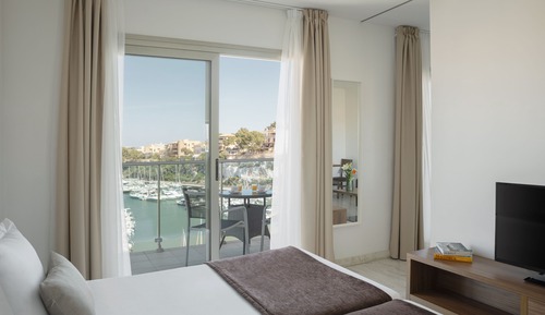 Apartamento Premium, 2 habitaciones, balcón, vistas al puerto