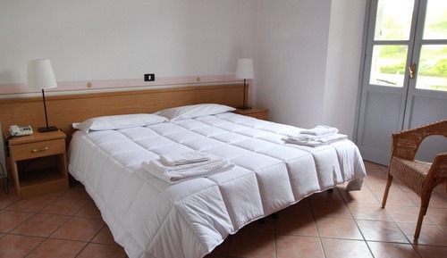Habitación clásica con 1 cama doble o 2 individuales