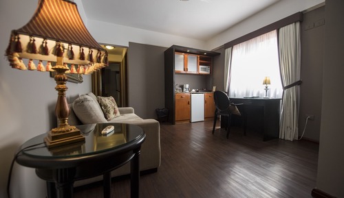 Standard Room, 1 Queen Bed