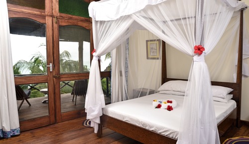 Large Deluxe Room Seaview