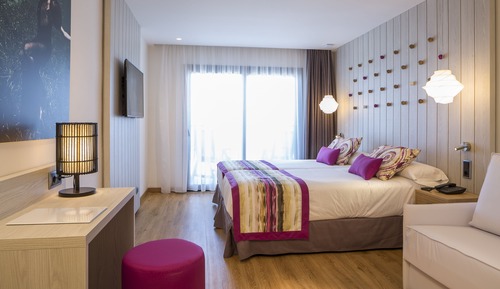 Habitación Deluxe, vistas a la piscina