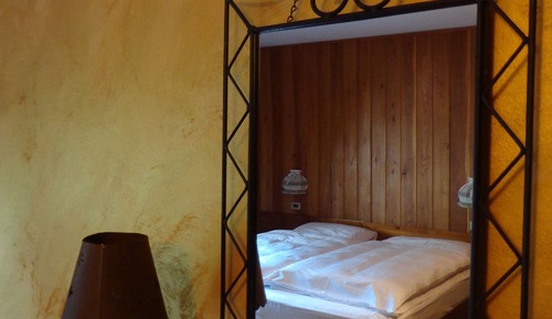 Habitación Confort con 1 cama doble o 2 individuales, baño privado, vistas a la montaña