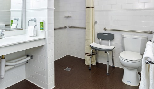Habitación, 2 camas de matrimonio (East Mobility Hearing Accessible)
