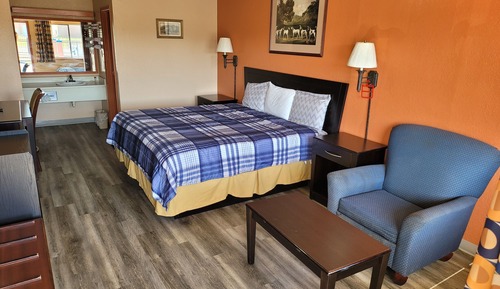 Habitación estándar, 1 cama de matrimonio grande, fumadores, frigorífico y microondas