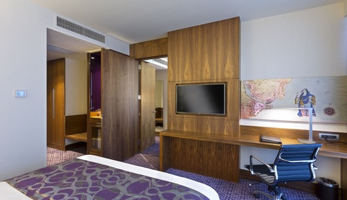 Family Connecting Room