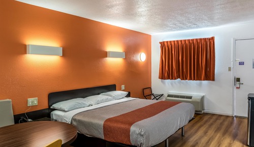 Habitación estándar, 1 cama de matrimonio grande, fumadores