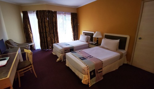 STANDARD ROOM