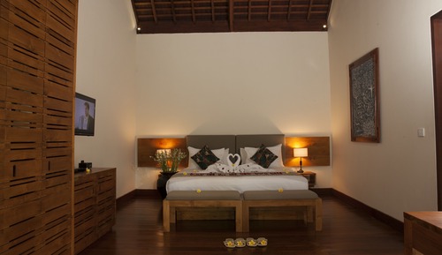 Deluxe Two Bedroom Greenery View Villa With Private Pool