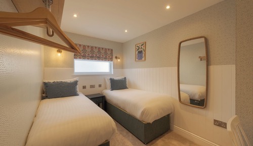 Standard Double Room with Shower
