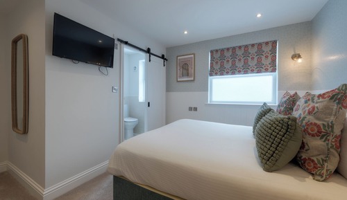 Executive King Room with Shower