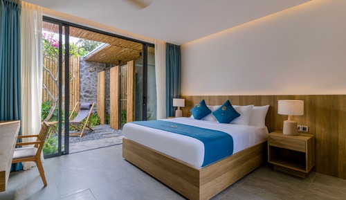 Habitación Signature doble, 1 cama de matrimonio, patio, vistas al jardín