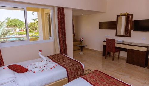 Habitación Deluxe, vistas parciales al mar