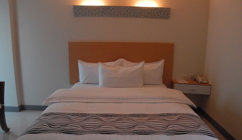 Habitación Deluxe doble, 1 cama doble, no fumadores, vistas a la ciudad