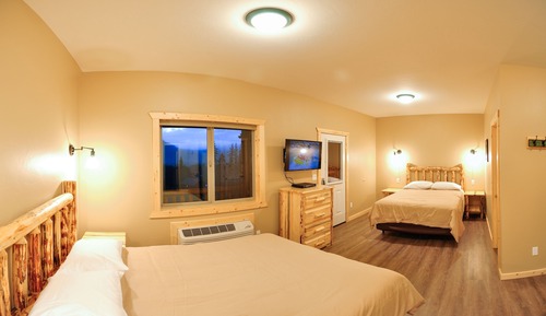 Habitación individual estándar, 2 camas de matrimonio, vistas a la montaña, junto a la montaña