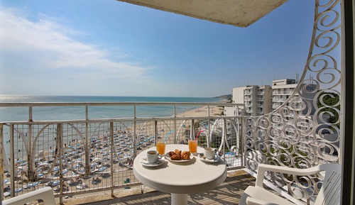 Habitación doble, vistas al mar