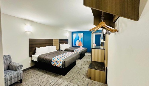 Habitación superior (3 Queen Bed 2nd Floor)