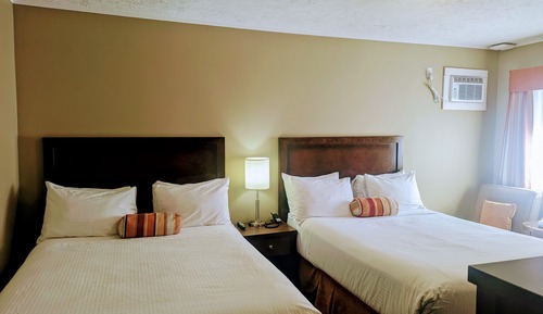 Habitación estándar, 2 camas de matrimonio, baño privado