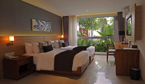 Habitación superior con 1 cama doble o 2 individuales
