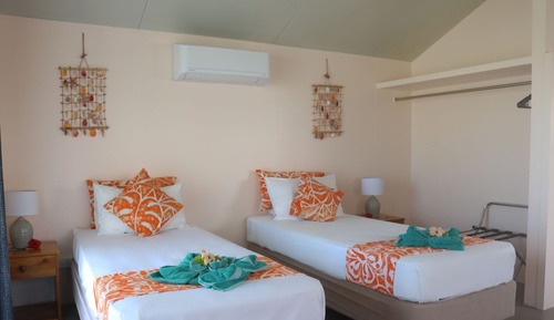 Bungalow Deluxe, frente a la playa