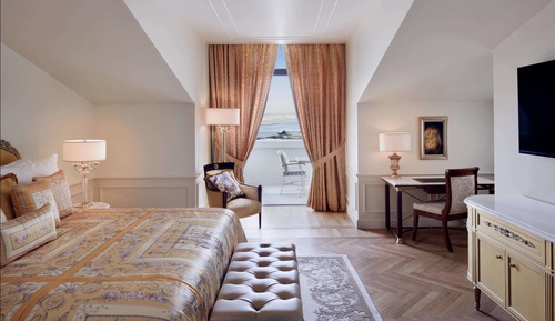Habitación superior (Versace, Creek View)