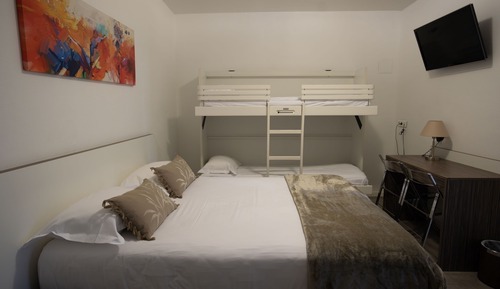 Habitación familiar, baño privado