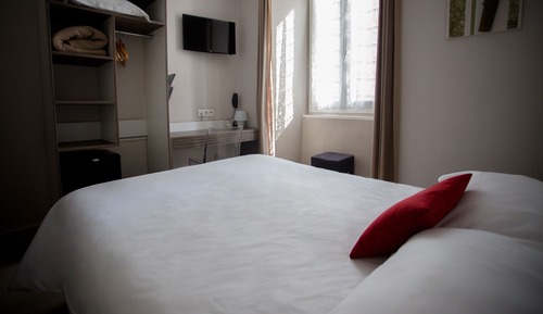 Habitación Confort doble, 1 cama doble, baño privado