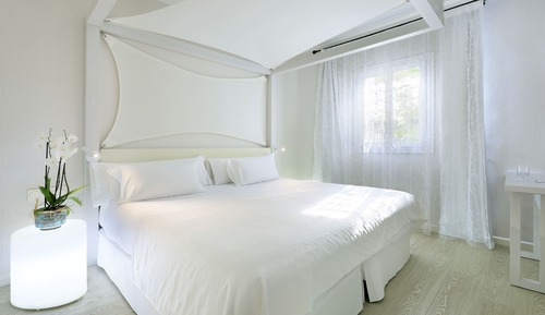 Suite, piscina privada, en la zona del jardín (2 adults)